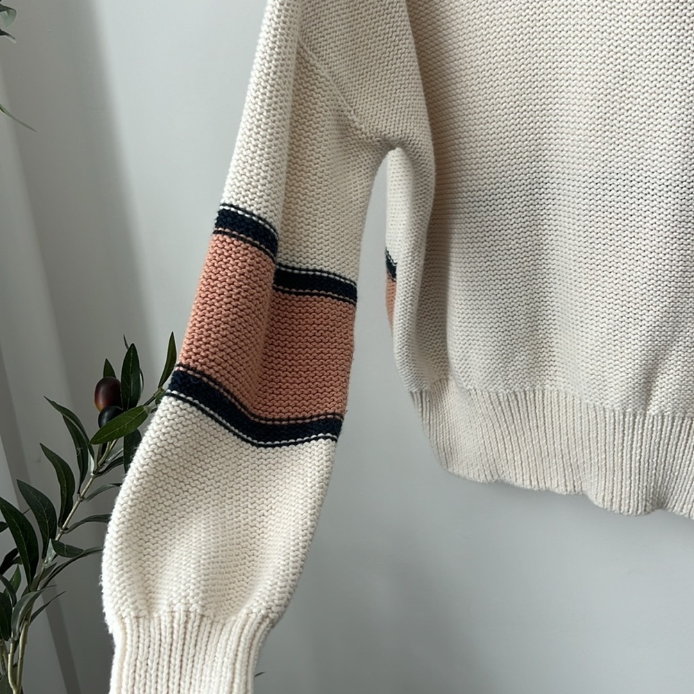 360 Sweater Italian Yarn Sweater - Picture 5 of 10